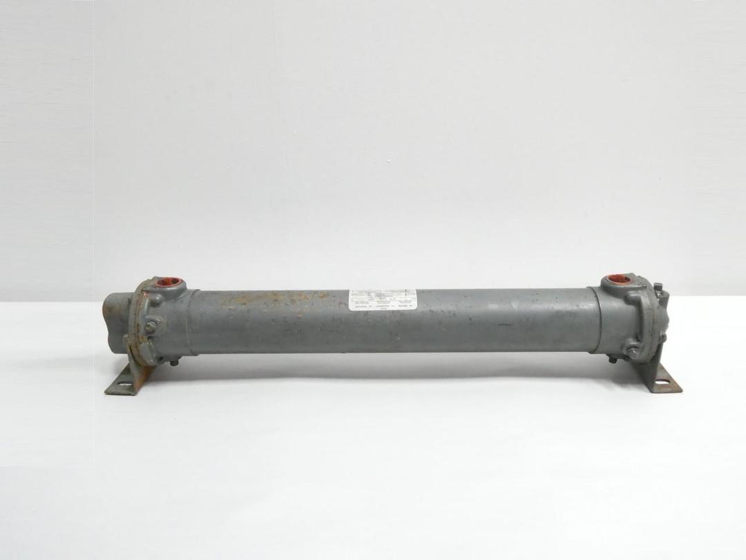 YOUNG TOUCHSTONE F-303-MY-2 SHELL AND TUBE HEAT EXCHANGER 1IN X 1IN NPT