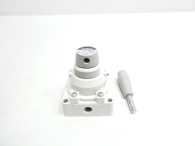 SMC VH302-N02 MANUALLY OPERATED DIRECTIONAL CONTROL VALVE 1/4IN NPT 1MPA 