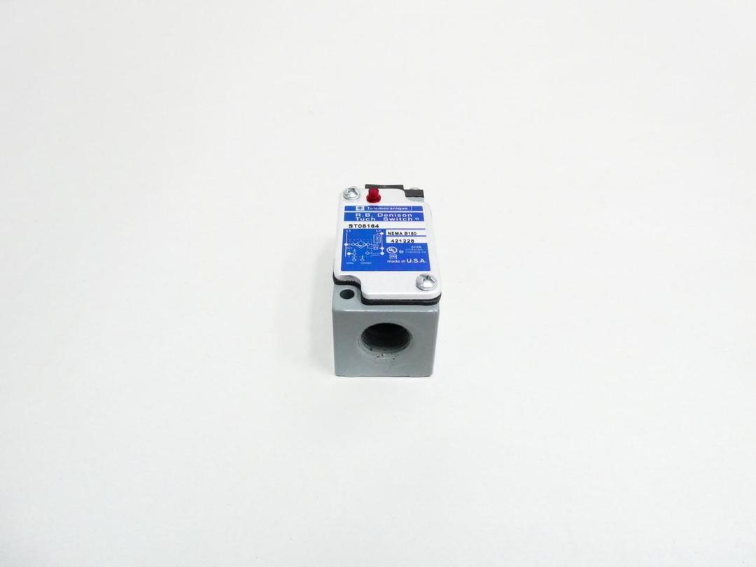 TELEMECANIQUE ST08164 SAFETY INTERLOCK SWITCH