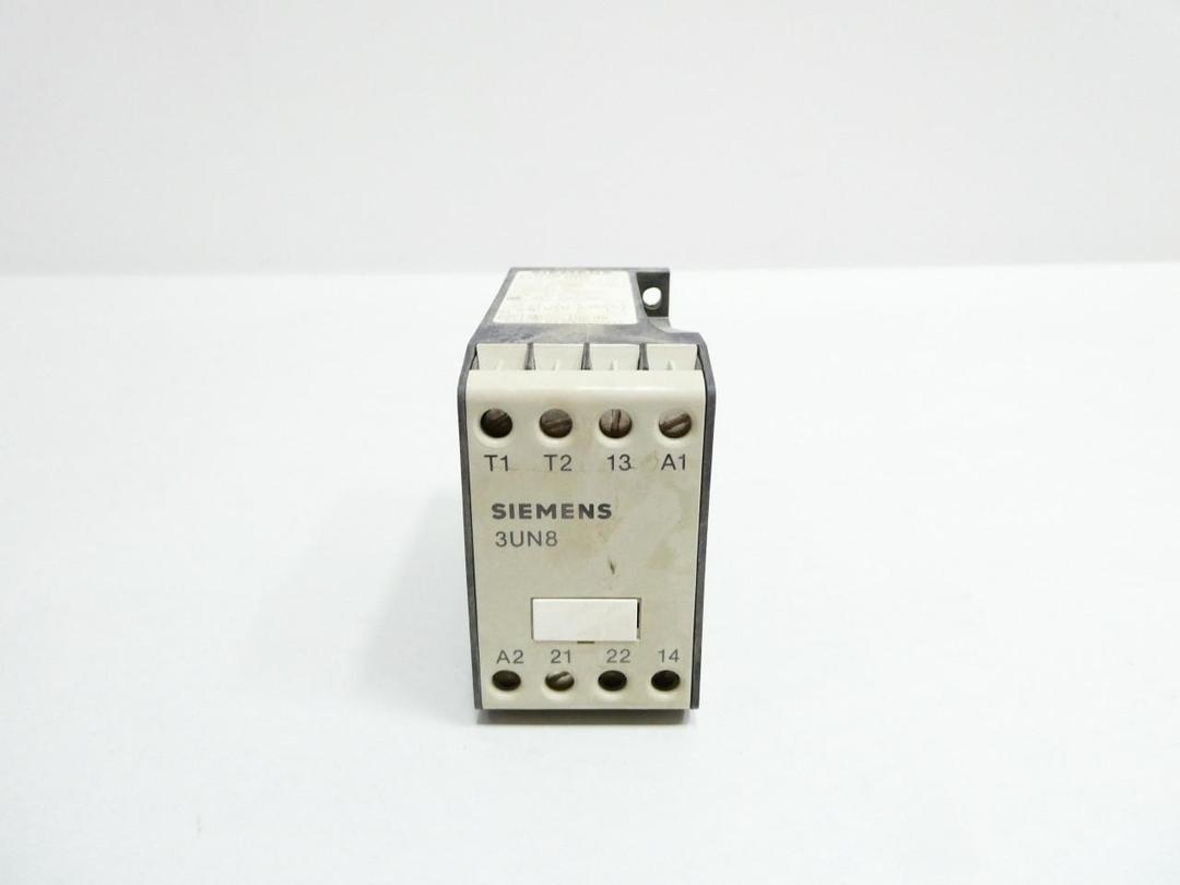 SIEMENS 3UN8 002 OVERLOAD RELAY 4A AMP