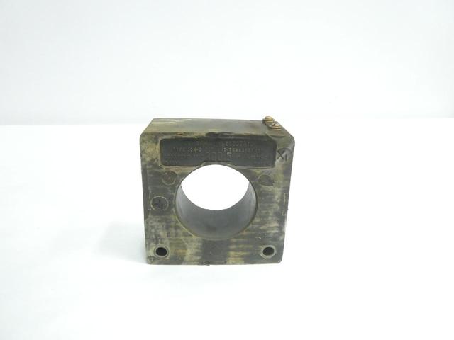 GENERAL ELECTRIC GE JCH-0 631X30 CURRENT TRANSFORMER 300:5A 0.6KV-AC