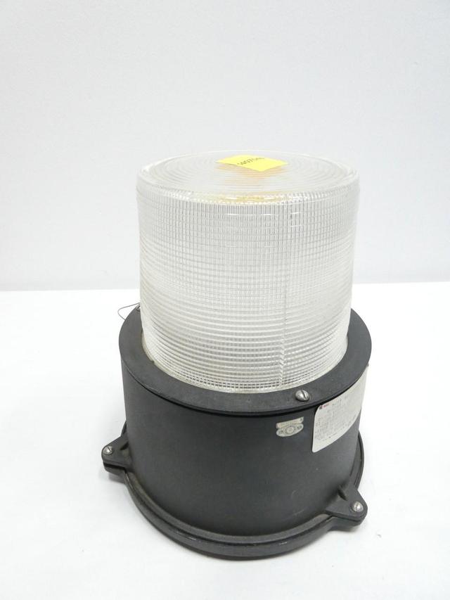 HOLOPHANE 1974 PD-C2 LIGHT FIXTURE