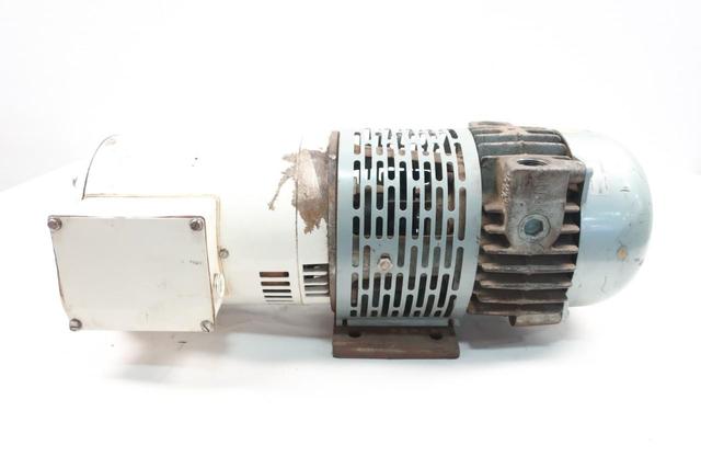 GAST 2567-V108 VACUUM PUMP 3/4IN
