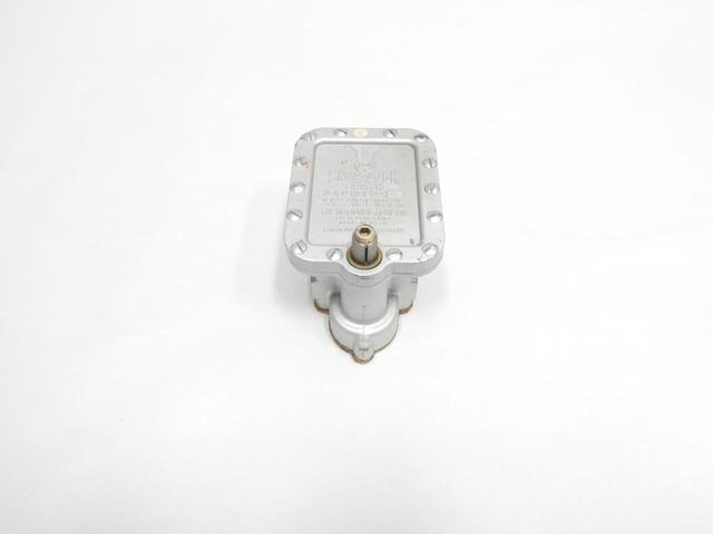 NAMCO 16D-HL1200 LIMIT SWITCH 115/575V-AC 125V-DC