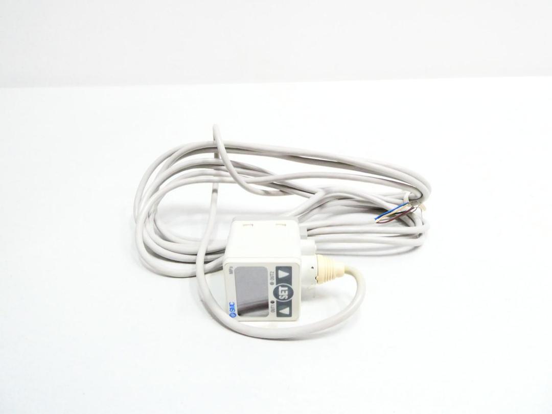 SMC 1SE40-W1-62L-MB PRESSURE SENSOR