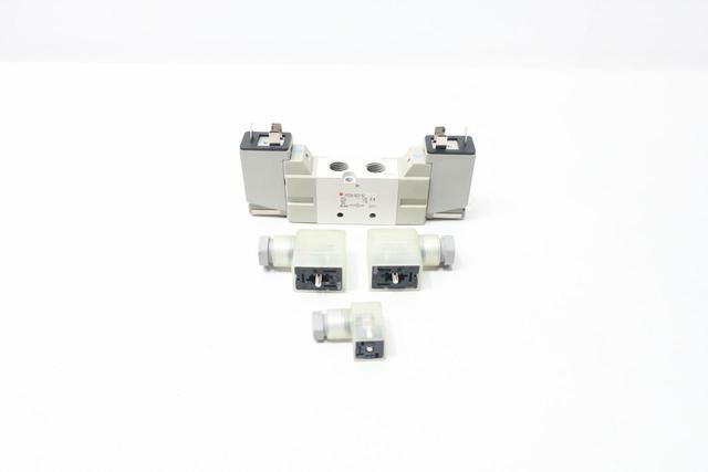 SMC VF3230-5DZ1-02 PNEUMATIC SOLENOID VALVE 24V-DC 0.7MPA