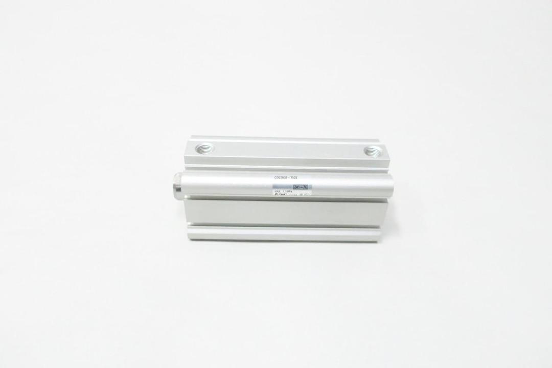 SMC CDQ2B32-75DZ DOUBLE ACTING PNEUMATIC CYLINDER 32MM 75MM 145PSI