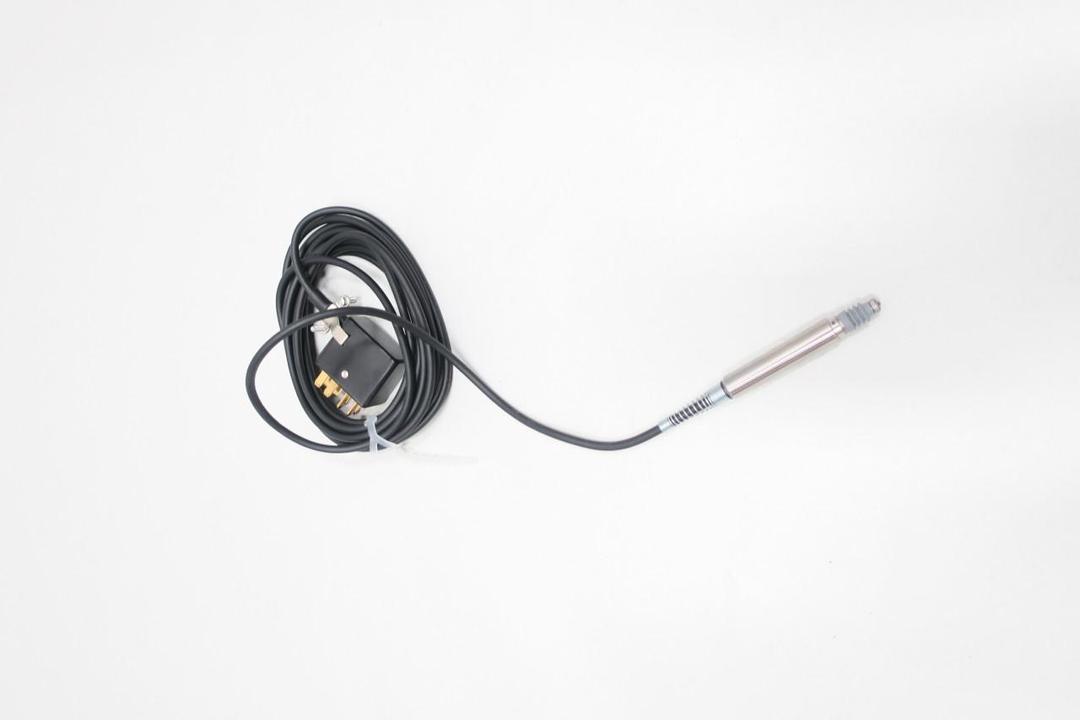 SOLARTRON AX/1/S M923884A611-01 EHE1102 GAUGING TRANSDUCER