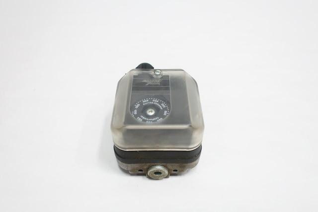 KROM SCHRODER DG500U-3 GAS PRESSURE SWITCH 100-500PSI 250V-AC