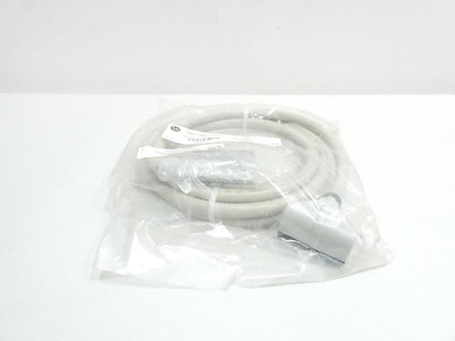 ALLEN BRADLEY 1492-CABLE025H CABLE ASSEMBLY 2.5M