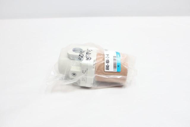SMC AR40-N04-Z-A PNEUMATIC REGULATOR 7-100PSI 1/2IN NPT