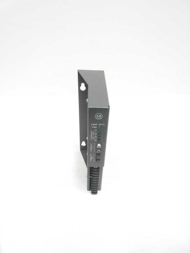 ALLEN BRADLEY 1771-AF1 PLC5 STAND ALONE FIBER OPTIC CONVERTER SER B