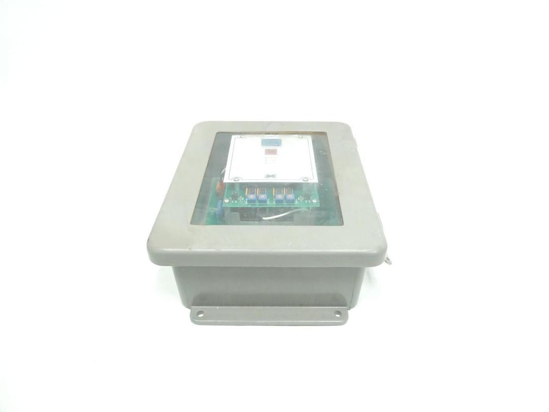 DETCON 110AFB CHLORINE MONITOR PPM CL2 117V-AC 24V-DC