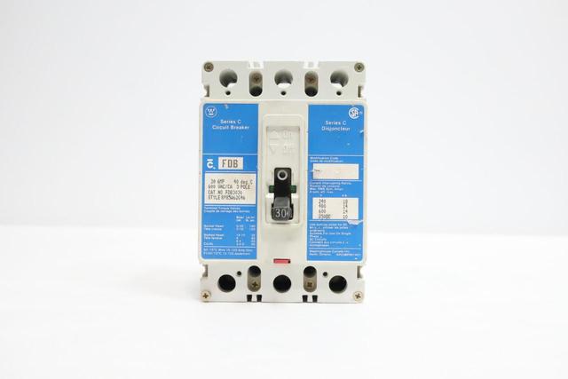 WESTINGHOUSE FDB3030 MOLDED CASE CIRCUIT BREAKER 3P 30A AMP 600V-AC