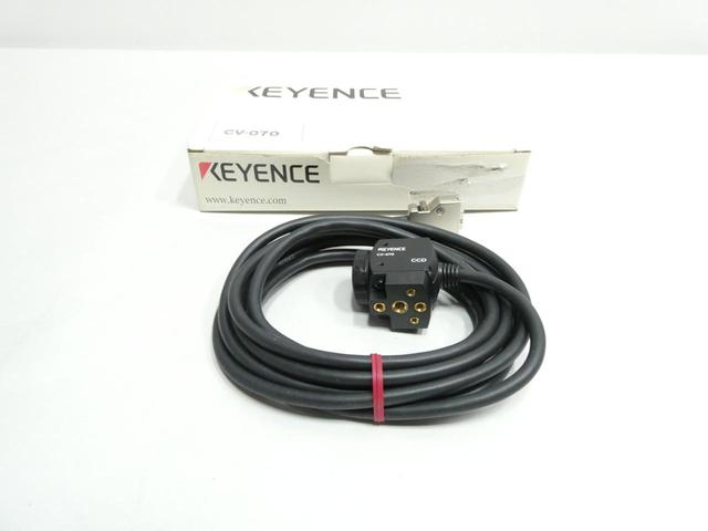 KEYENCE CV-070 CCD COLOR MEGA DIGITAL VIDEO CAMERA