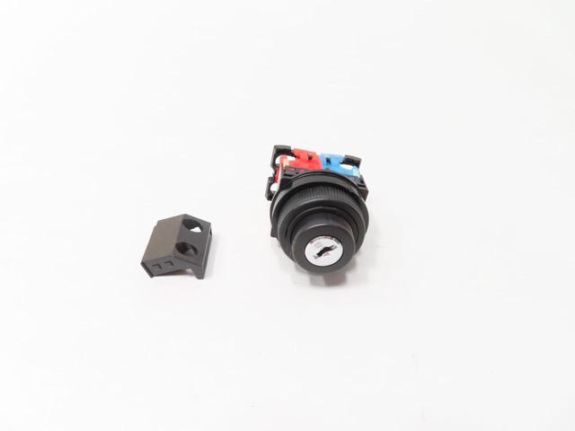 FUJI AR30JR-2B SELECTOR SWITCH 250V-AC