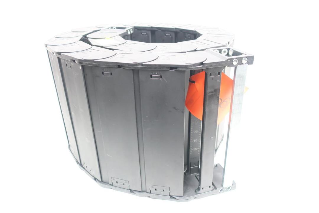 IGUS 188.30.150.0.B CABLE/WIRE CARRIER 5-1/4FT 12IN