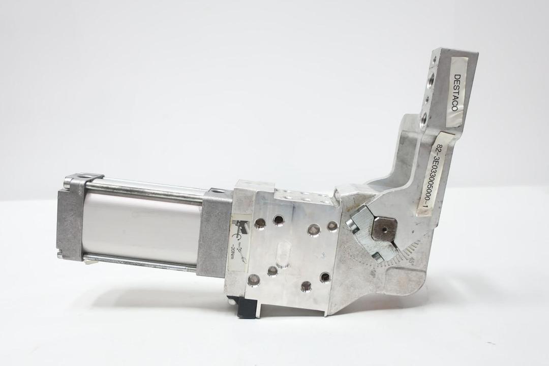 DESTACO 82M-3E03005000-1 PNEUMATIC POWER CLAMP 30V-DC 6BAR