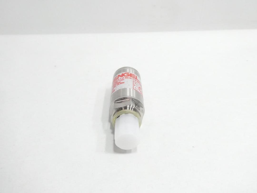 ENGEL TPSA-U-1-P-B41D-T-V-XP638 PRESSURE SENSOR 100PSI 24V-DC