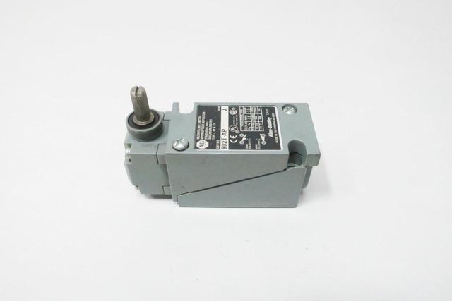 ALLEN BRADLEY 802T-AP OILTIGHT LIMIT SWITCH 120-600V-AC