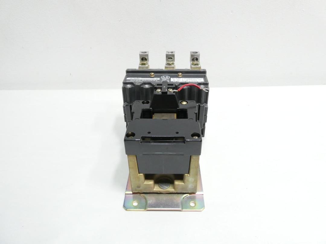 ALLEN BRADLEY 702-DOD93 SIZE 3 CONTACTOR 120V-AC 90A AMP 50HP