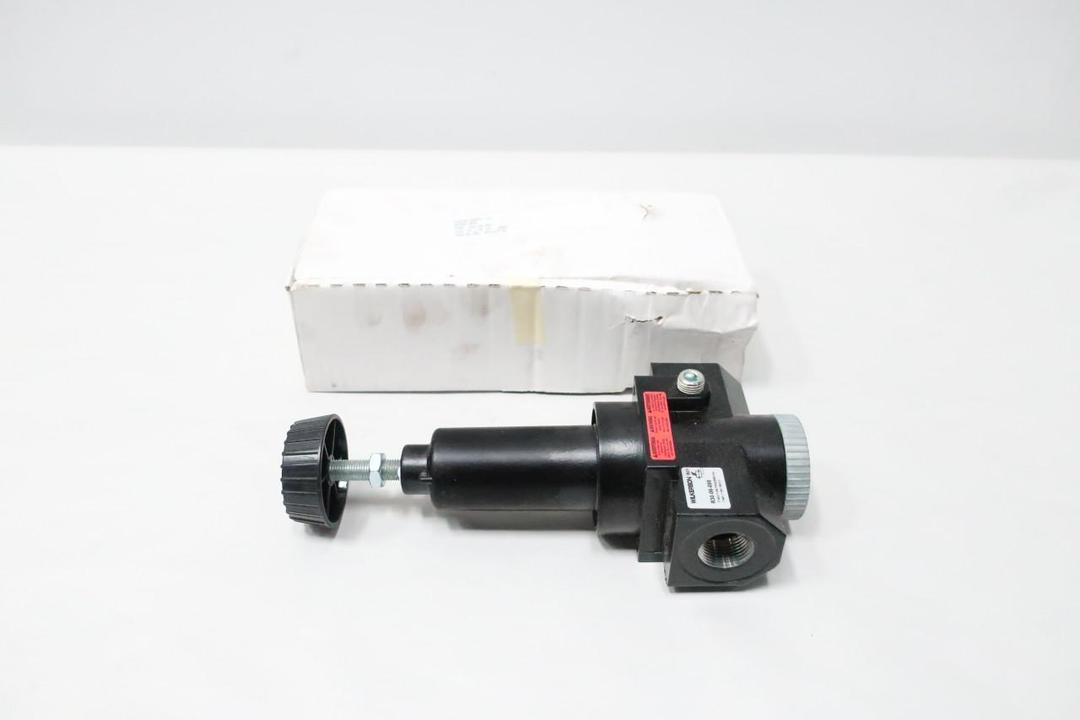 WILKERSON R30-06-000 PNEUMATIC REGULATOR 300PSI 0-125PSI 3/4IN NPT