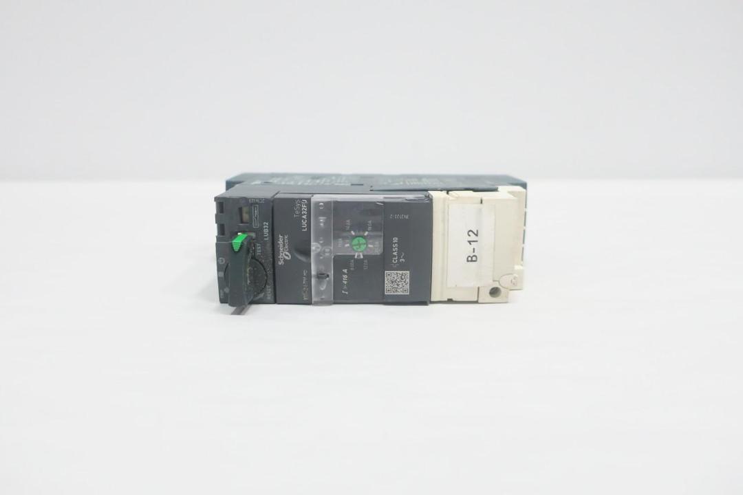 SCHNEIDER LUCA32FU MANUAL STARTER 8-32A AMP 20HP
