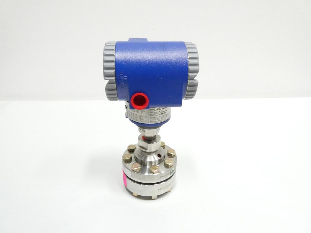 FOXBORO IGP10-DD1E1F PRESSURE TRANSMITTER 0-2000PSI 12.5-42V-DC