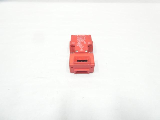 ALLEN BRADLEY 440K-T11172 GUARDMASTER SAFETY SWITCH 120/240V-AC