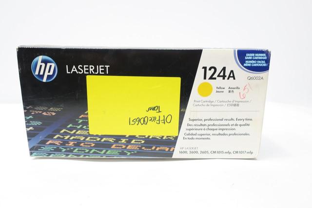 GENUINE OEM HEWLETT PACKARD HP Q6002A LASERJET 124A YELLOW TONER CARTRIDGE