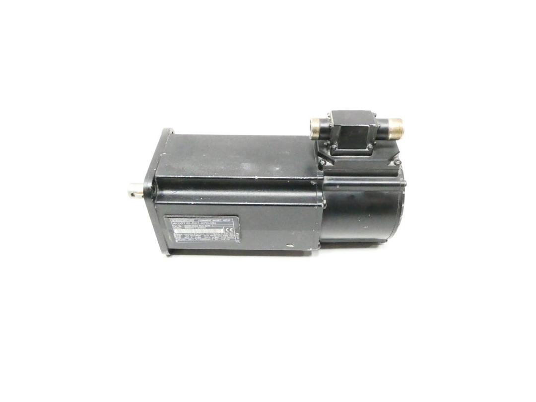 INDRAMAT MKD071B-097-KP0-BN PERMANENT MAGNET MOTOR 6000RPM 8NM 39.1V-AC