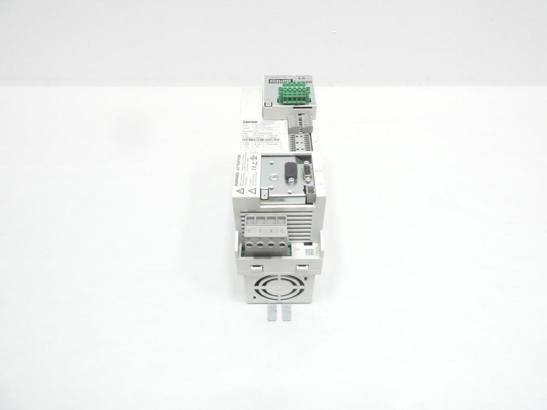 LENZE ECSEP032C4B SERVO DRIVE 565/675V-AC 0-400/480V-AC 3PH