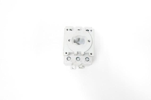 ALLEN BRADLEY 194E-A25-1753 NON-FUSIBLE DISCONNECT SWITCH 3P 25A AMP 600V-AC