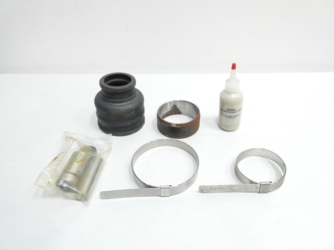 SEEPEX SGTR006003500XN612 UNIVERSAL JOINT KIT
