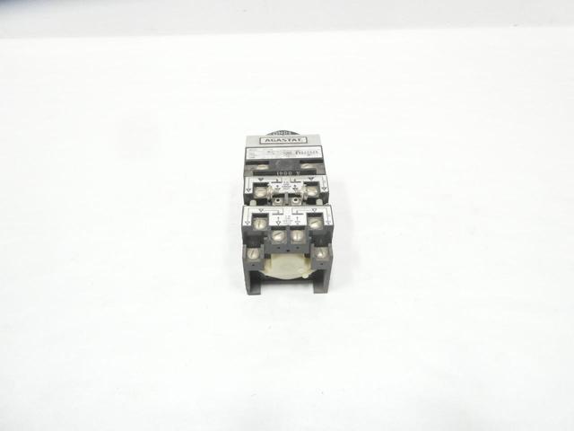AGASTAT 7024AB TIME DELAY RELAY 0.5-5SEC 120V-AC