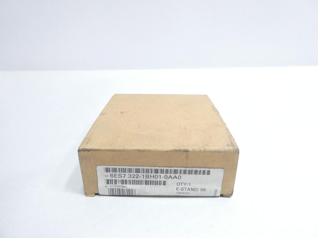 SIEMENS 6ES7 322-1BH01-0AA0 SIMATIC S7 DIGITAL OUTPUT MODULE