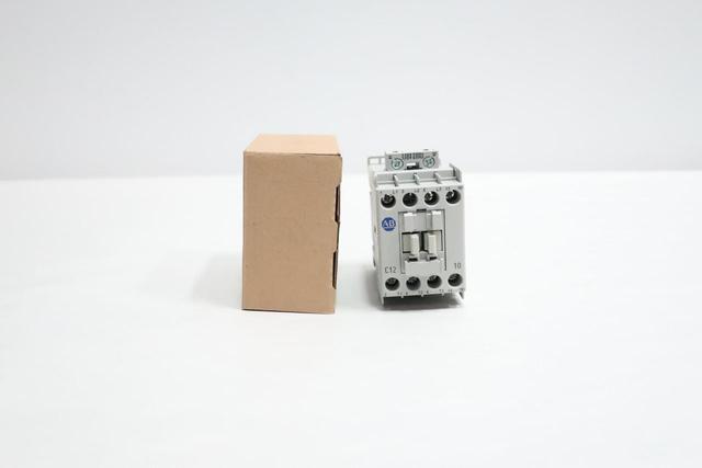 ALLEN BRADLEY 100-C12D10 AC CONTACTOR 120V-AC