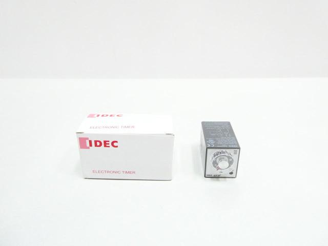IDEC GT3F-1AF20 TIMER 100-240V-AC