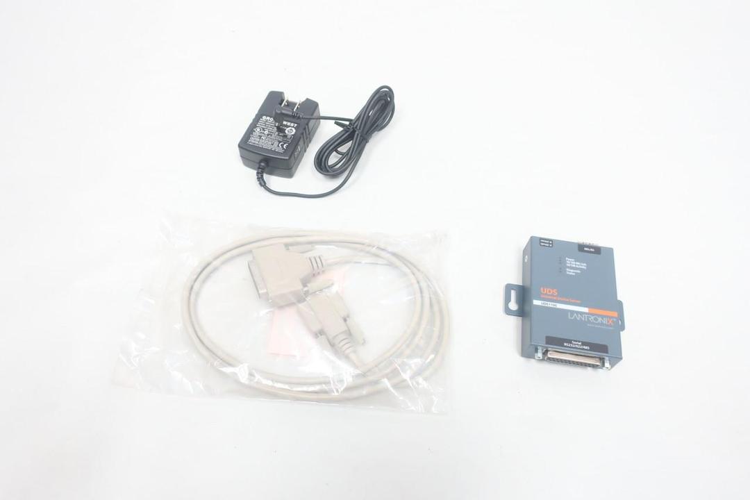 LANTRONIX UDS1100 UNIVERSAL DEVICE SERVER