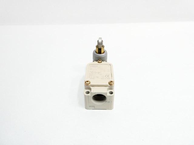OMRON WLSD2-TS LIMIT SWITCH 250V-AC 48V-DC