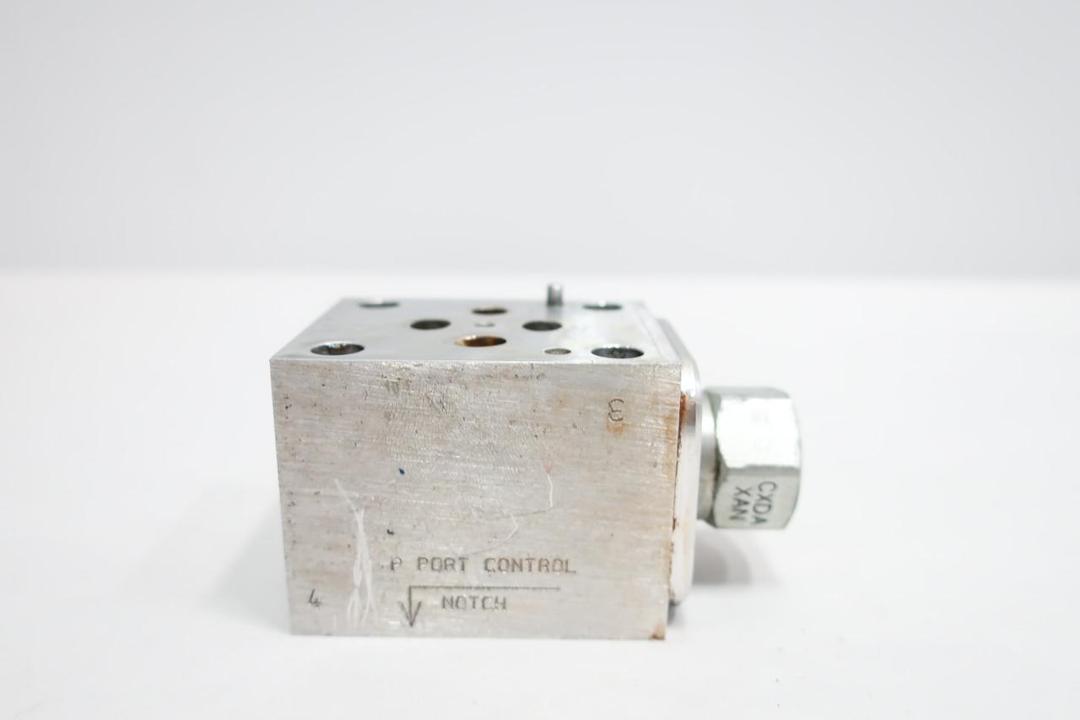 SUN HYDRAULICS GBP OCM6-A2 VALVE MANIFOLD T PORT CONTROL
