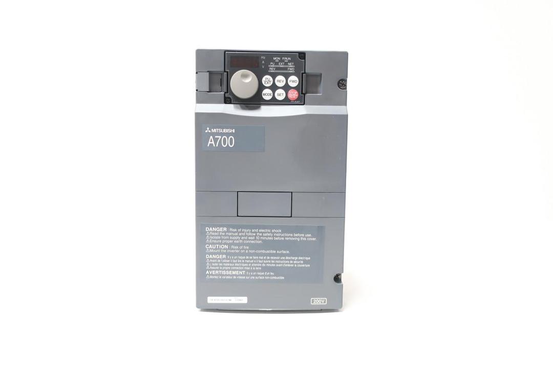 MITSUBISHI FR-A720-00110-NA INVERTER 200-240V-AC 0.2-400HZ 200-240V-AC