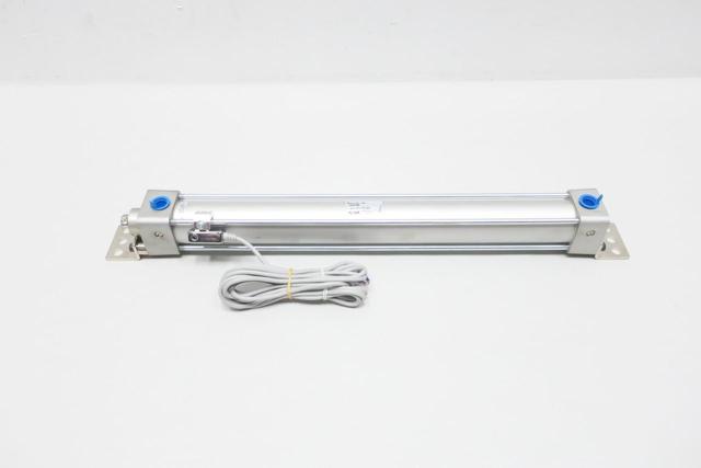 SMC NCDA1L150-1400-DUX01565 DOUBLE ACTING PNEUMATIC CYLINDER 1-1/2IN 14IN 250PSI