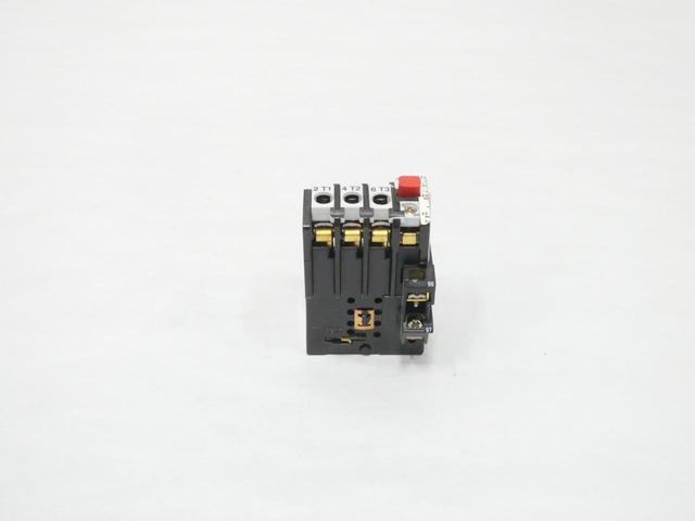 OMRON J7TKN-A-E9 OVERLOAD RELAY 0.6-0.9A AMP