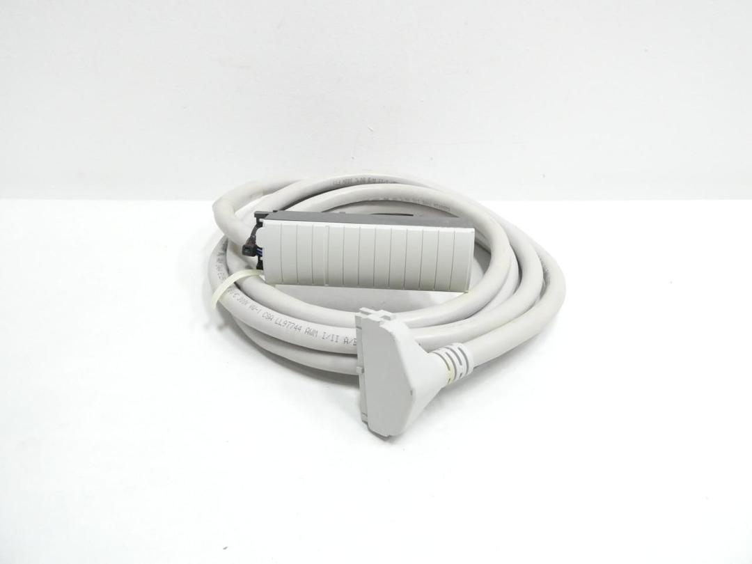 ALLEN BRADLEY 1492-CABLE025Y DIGITAL I/O CORDSET CABLE 2.5M