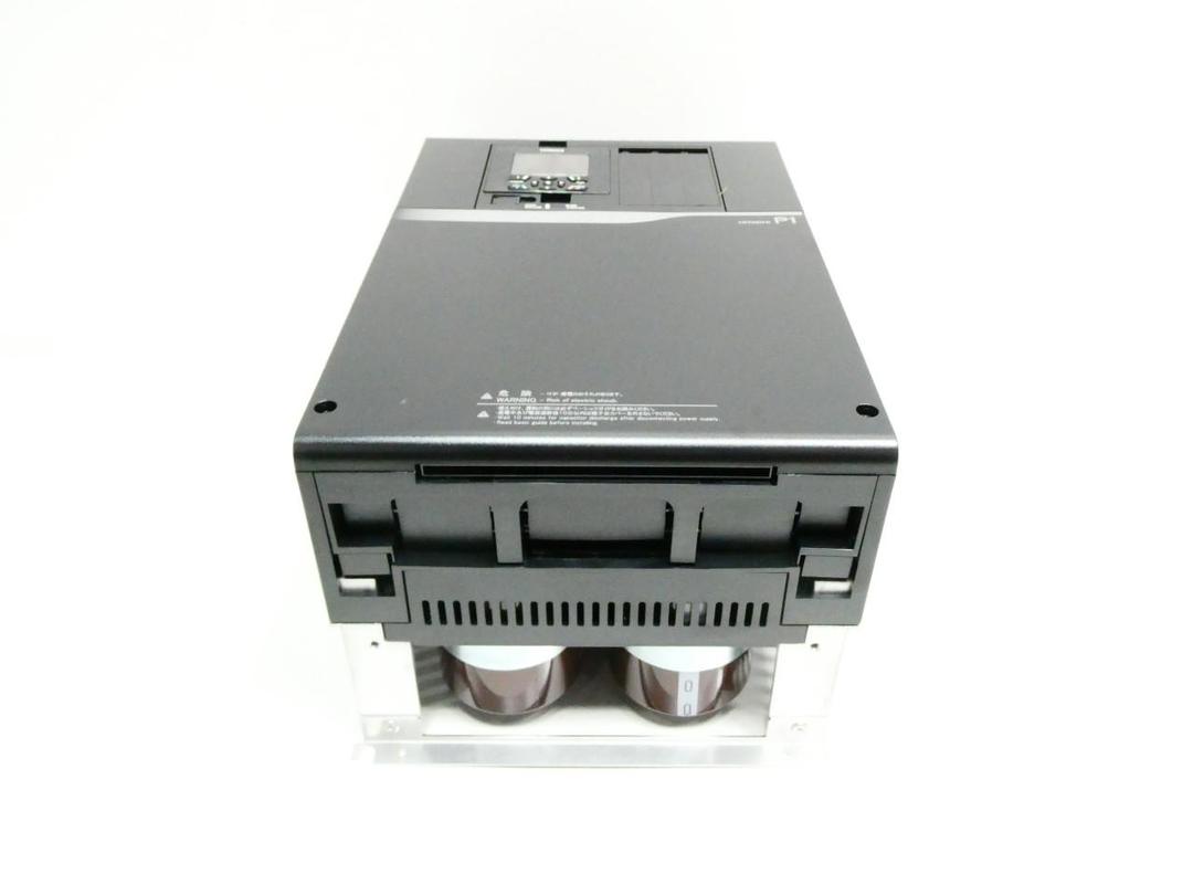 HITACHI P1-00400-HFF INVERTER VFD 380-500V-AC 0-590HZ 380-500V-AC