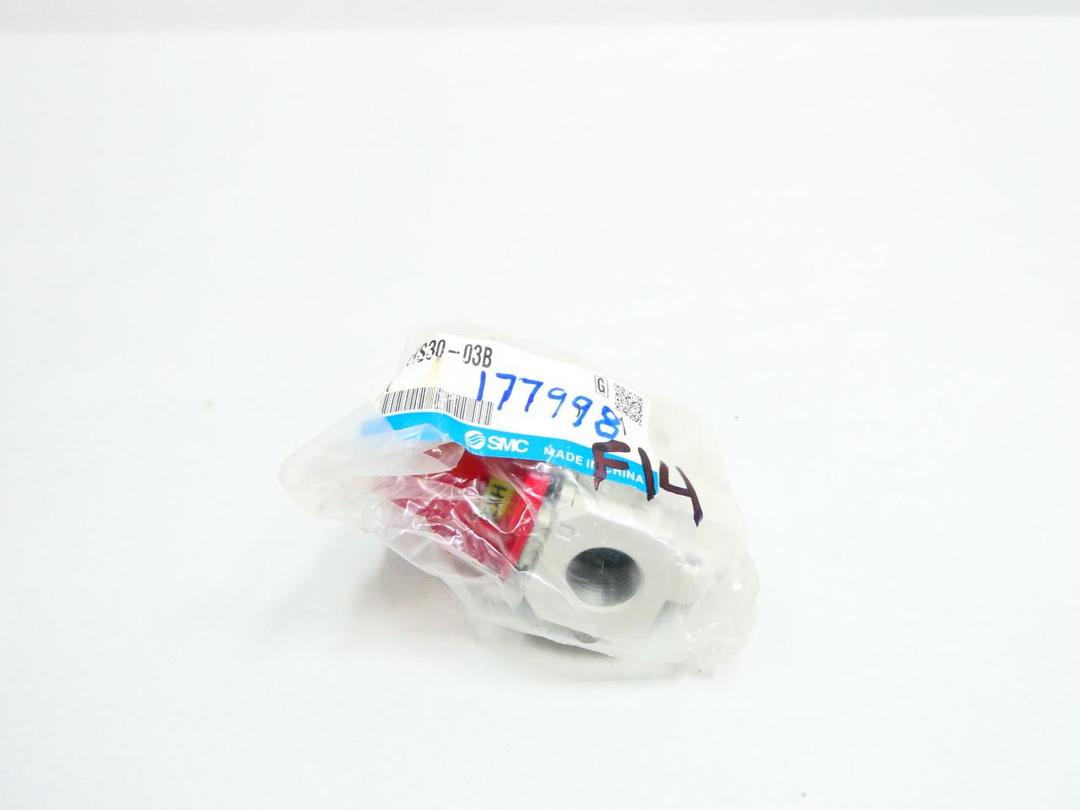 SMC VHS30-03B PNEUMATIC LOCK-OUT VALVE 3/8IN 1MPA