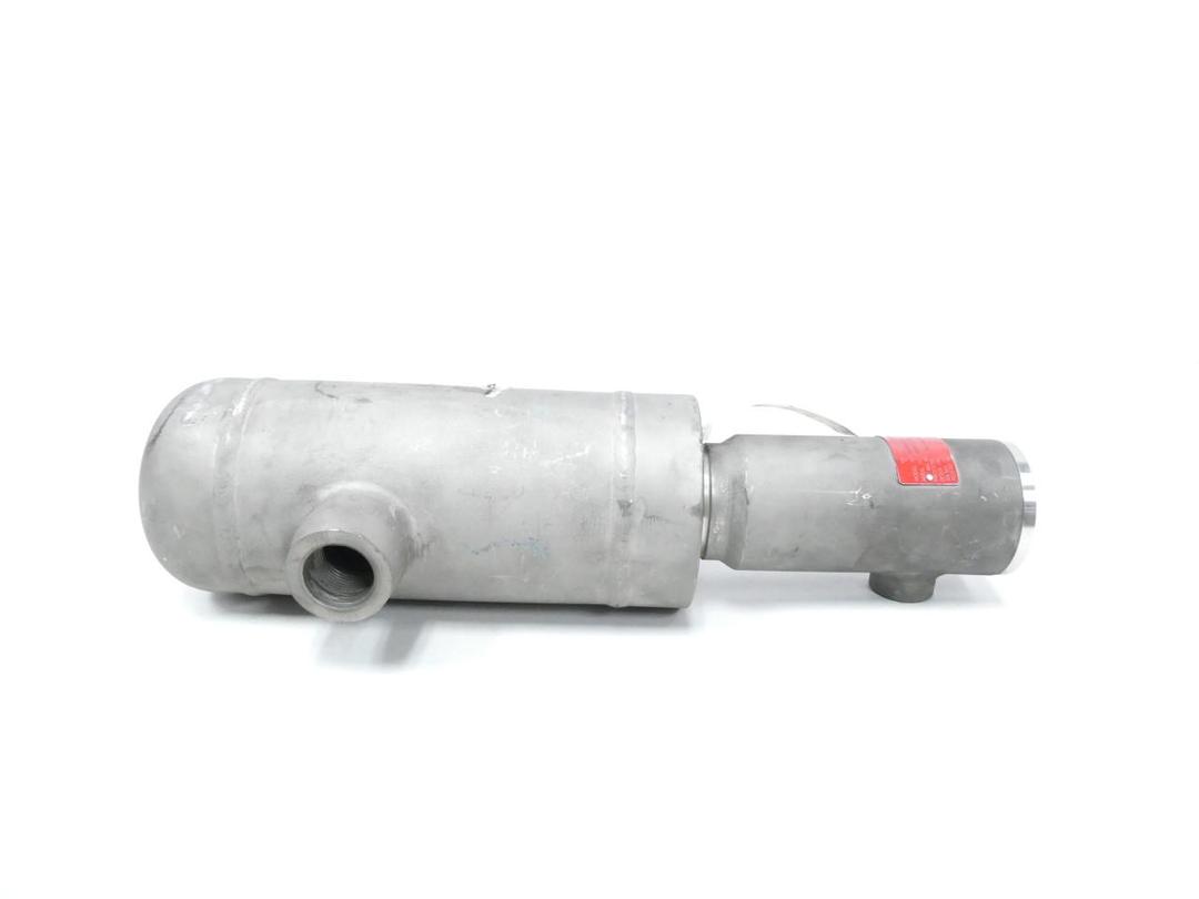 MAGNETROL 039-5000-110 LIQUID LEVEL TRANSMITTER 120/240V-AC