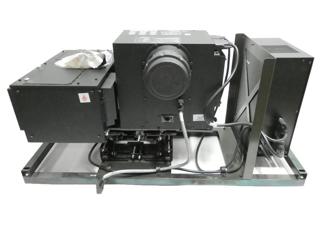 CHRISTIE 38-GFX211-01 RPMSP-D100U 1.16:1 PROJECTOR 375W 100-240V-AC