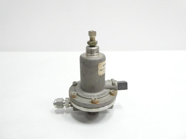 FISHER 67SSR-1 PNEUMATIC REGULATOR 0-35PSI 1/4IN NPT